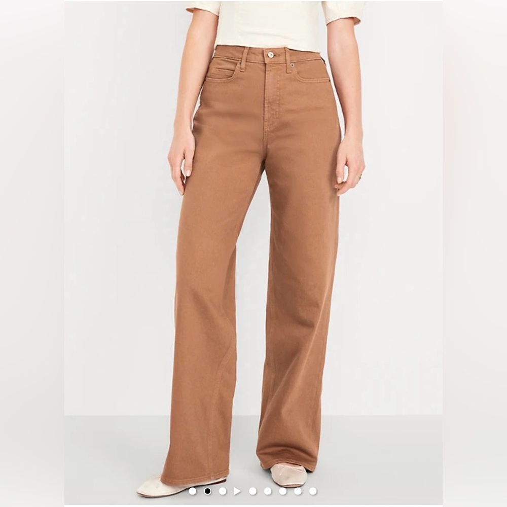 Old Navy Extra High-Waisted Wide-Leg Jeans. Size 6, “Rare Earth” colour.